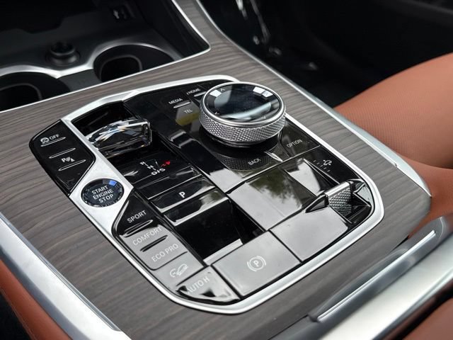 New 2027 BMW X7 M60i AWD/4WD image 24