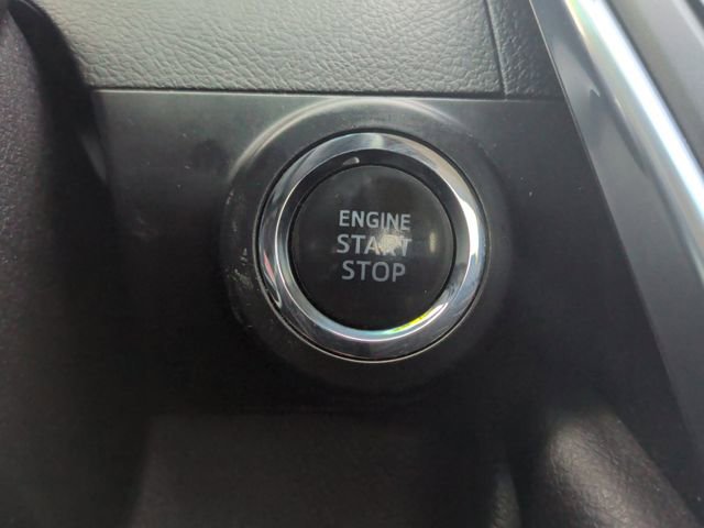 Used 2016 Toyota Camry SE FWD image 21