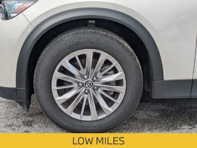 Used 2025 MAZDA CX-90 3.3 Turbo w/ Preferred Package AWD/4WD image 12