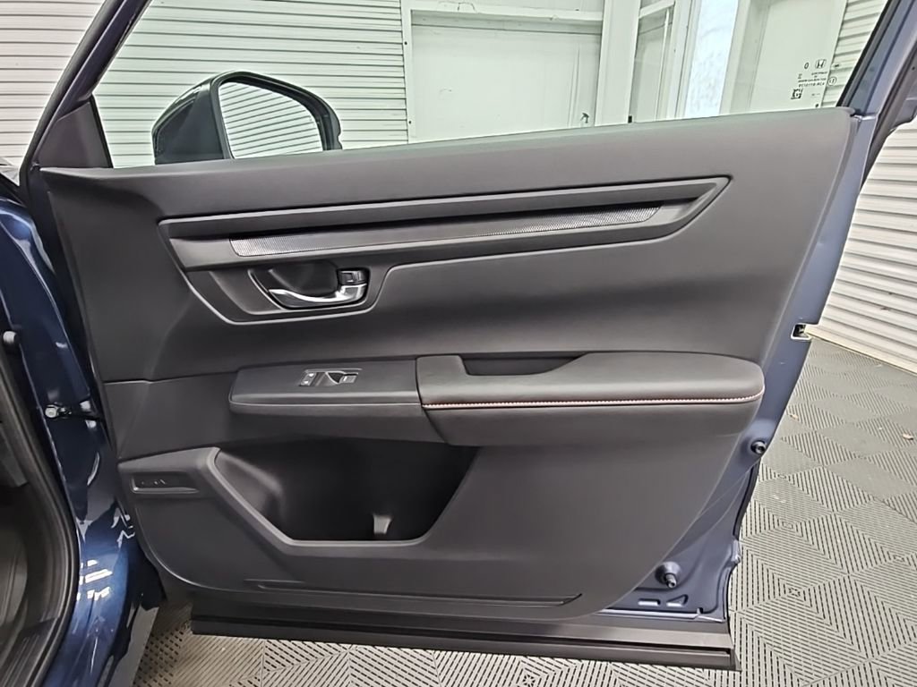 Used 2025 Honda CR-V Sport-L image 42