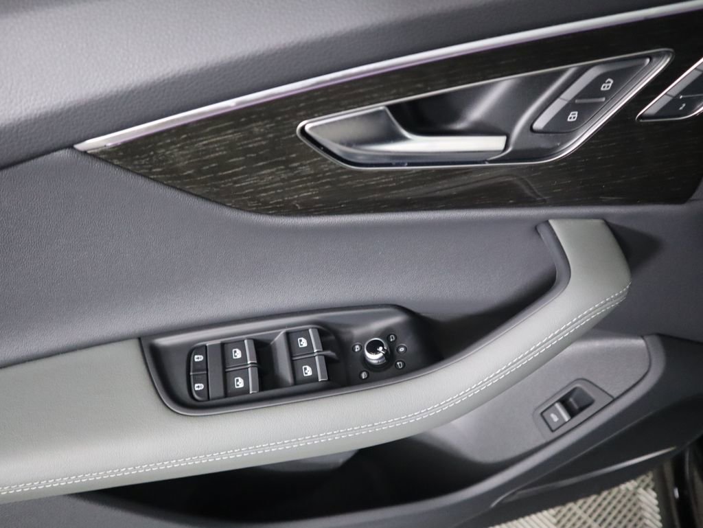 New 2025 Audi Q7 3.0T Premium Plus image 25