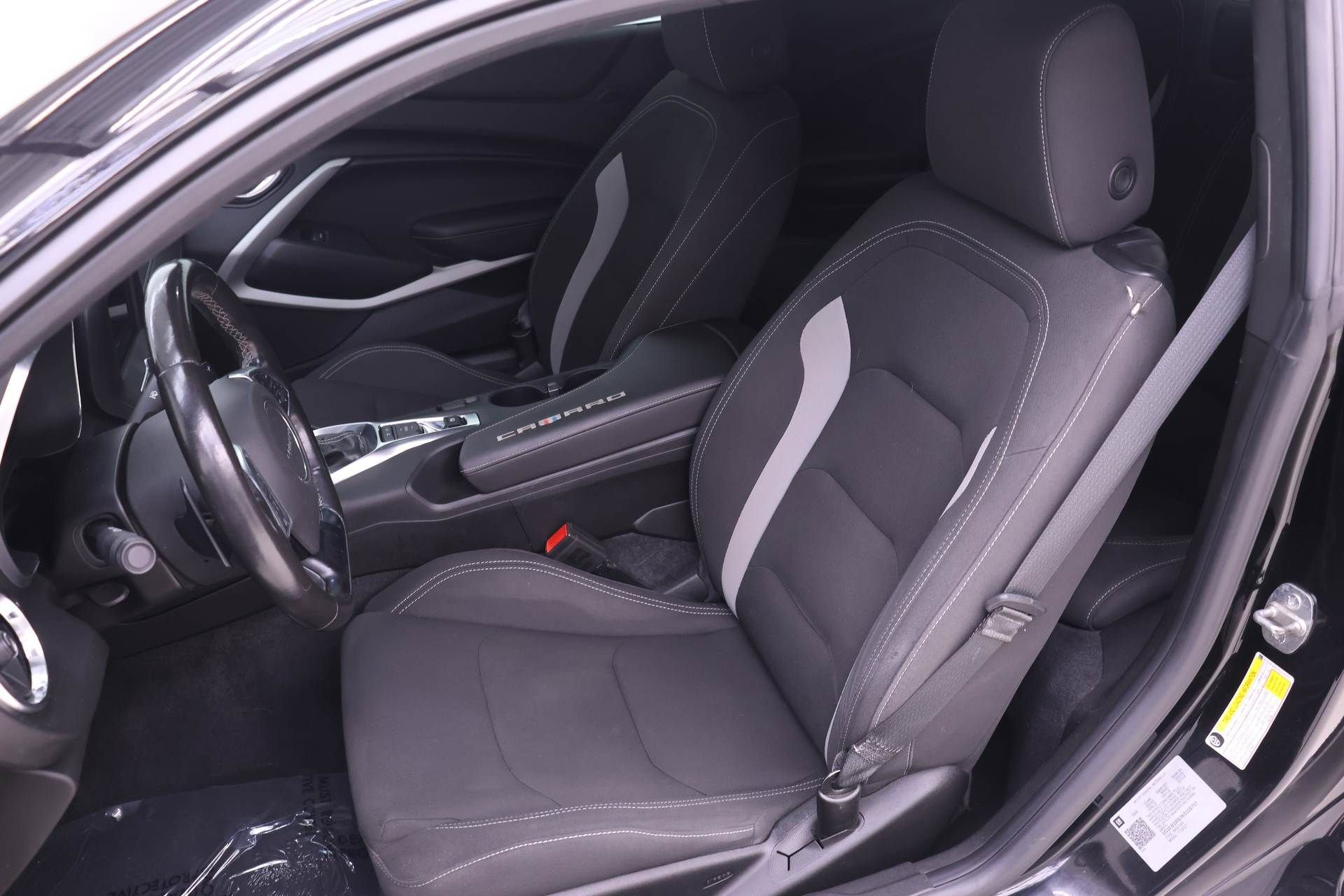 Used 2019 Chevrolet Camaro LT w/ RS Package RWD image 4