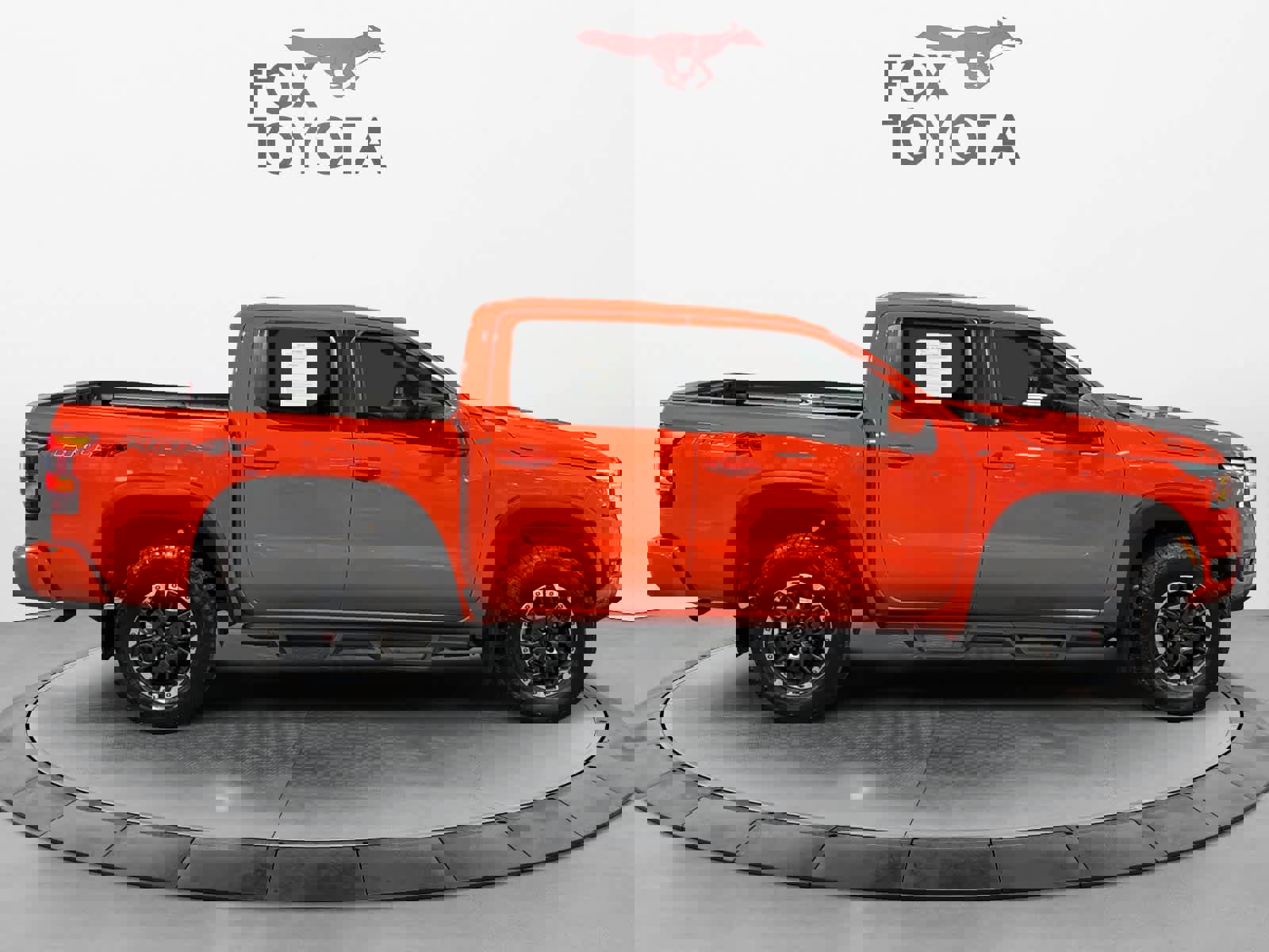 Used 2025 Nissan Frontier PRO-4X w/ Pro Premium Package image 7