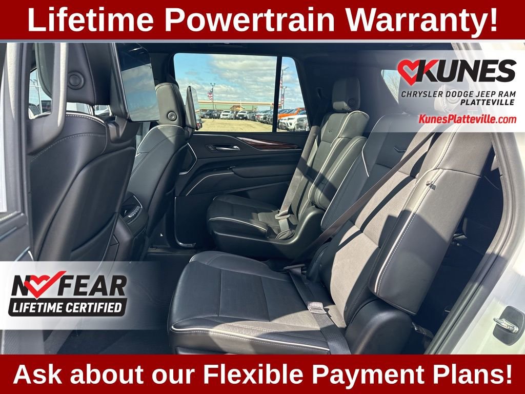 Used 2023 Cadillac Escalade Premium Luxury image 27