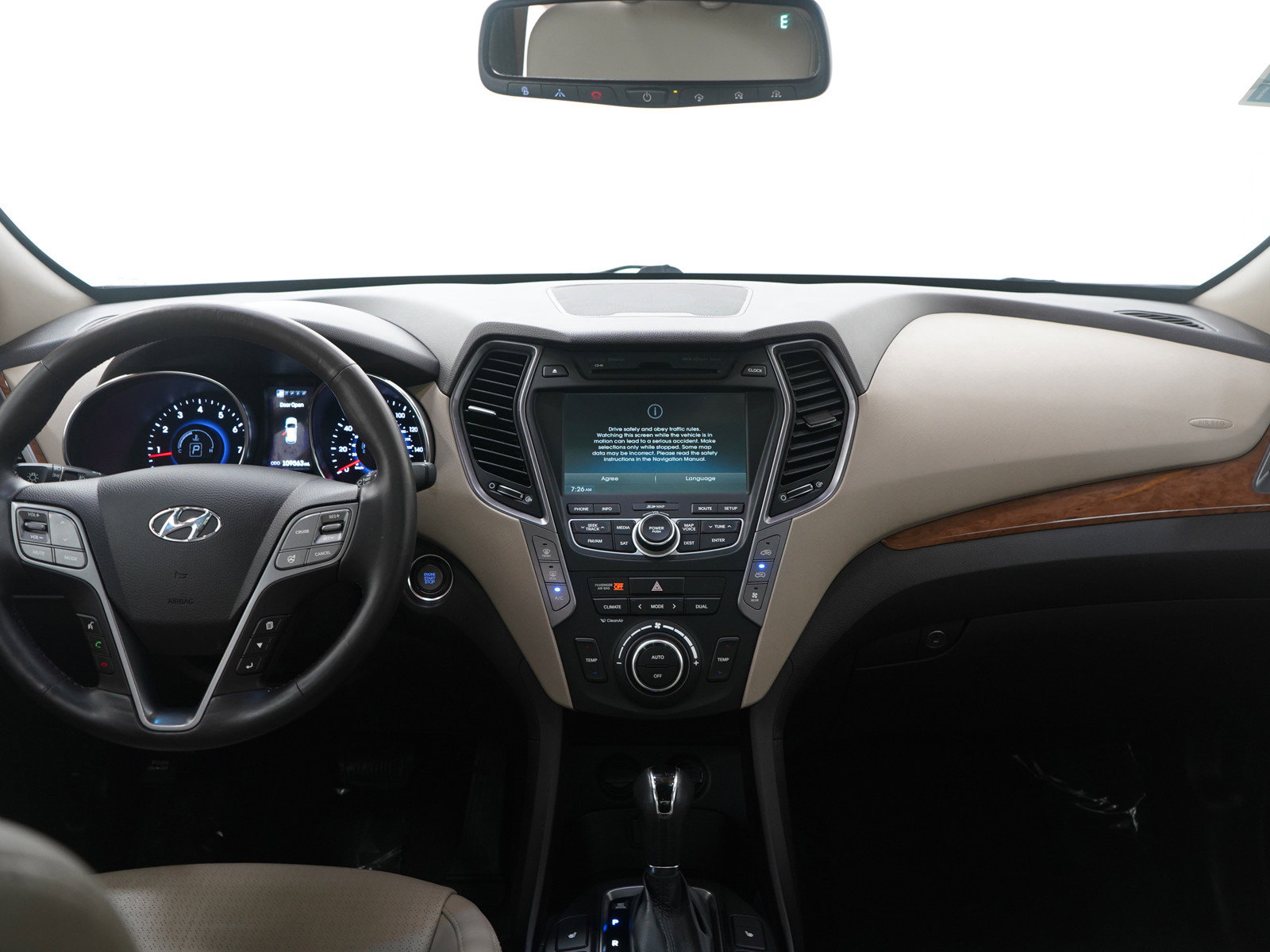 Used 2013 Hyundai Santa Fe Limited w/ Technology Pkg image 16