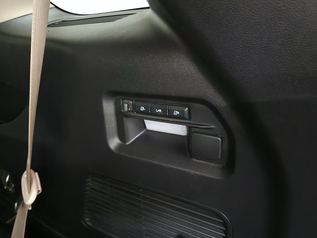 Used 2021 Ford Explorer Limited w/ Equipment Group 301A image 34