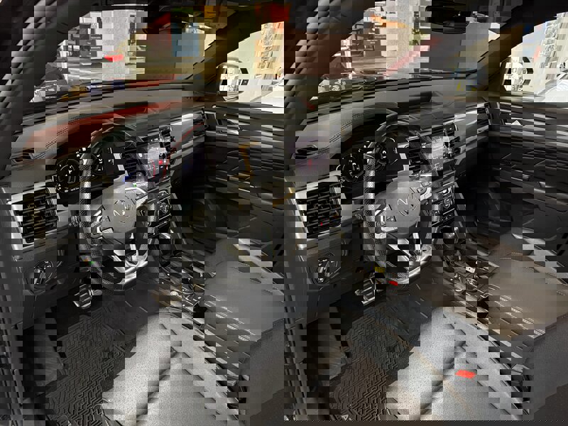 Used 2020 Volkswagen Atlas Cross Sport SEL R-Line AWD/4WD image 11