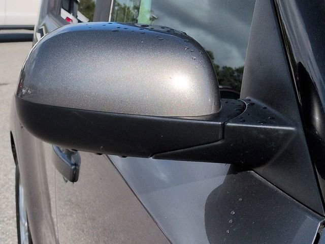 Used 2016 Kia Soul + FWD image 12