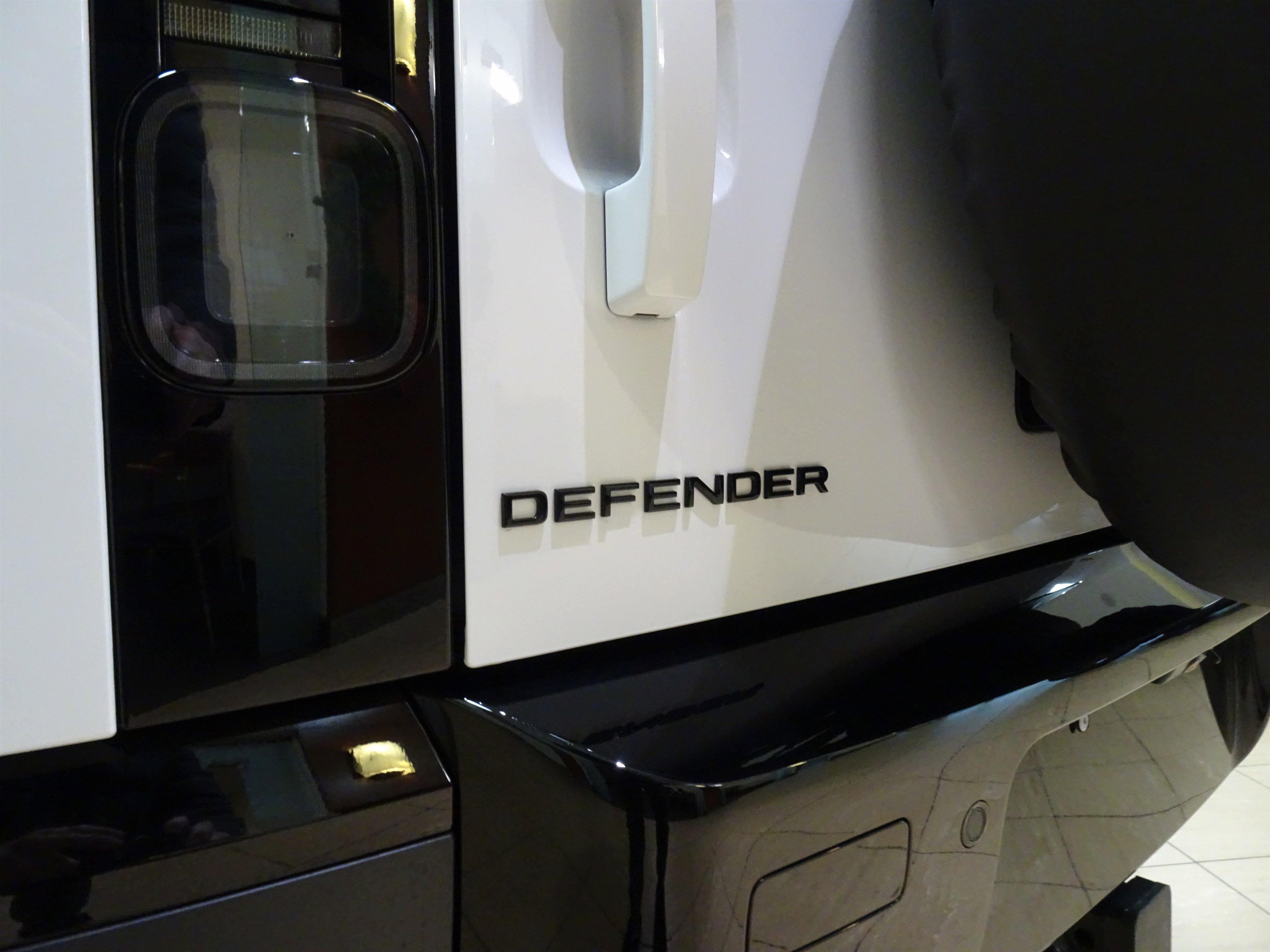 New 2026 Land Rover Defender 110 S image 23