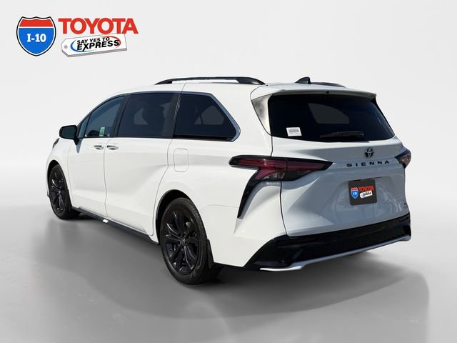 Certified 2023 Toyota Sienna XSE w/ XSE Plus Package FWD image 3