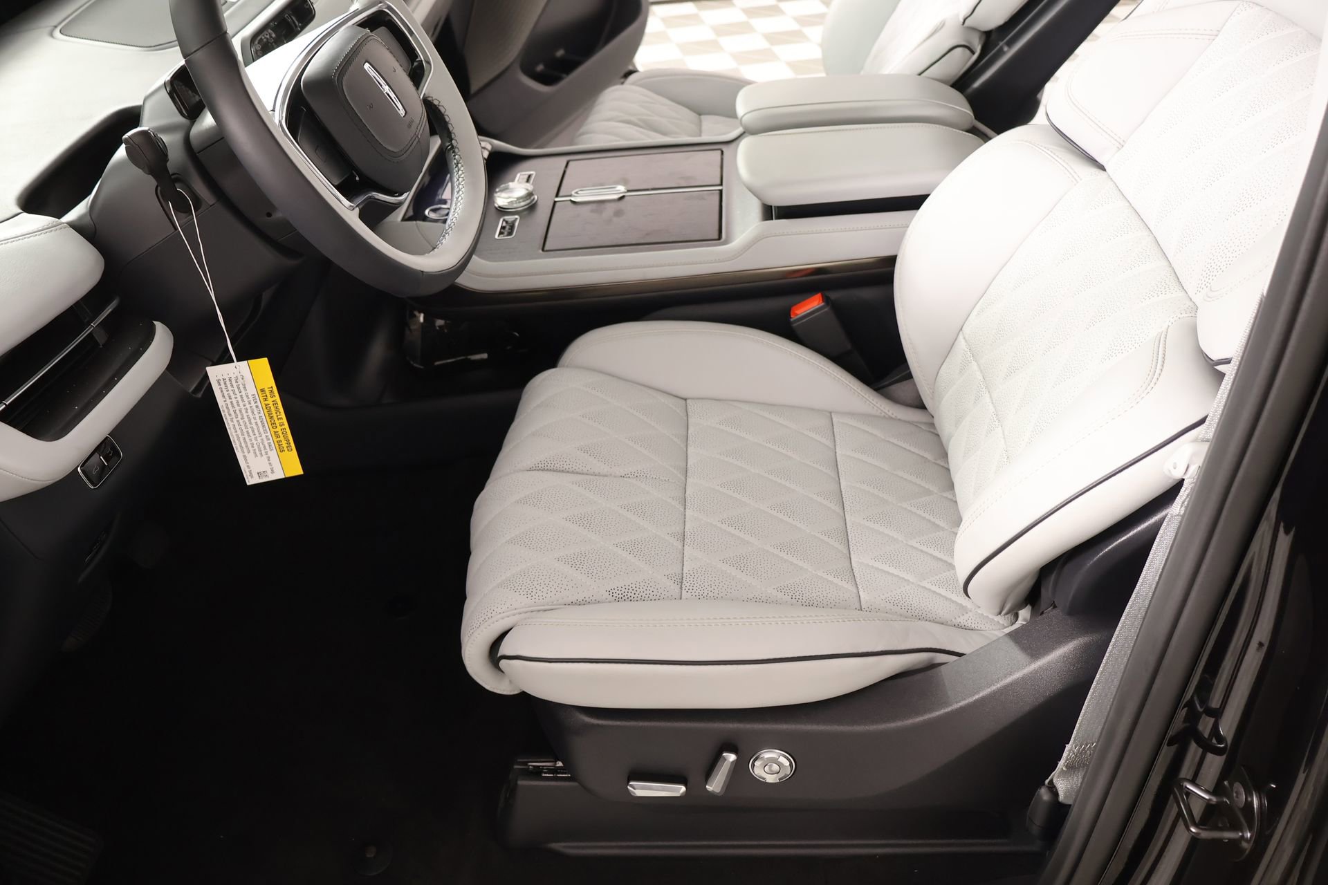 New 2026 Lincoln Navigator Black Label image 11