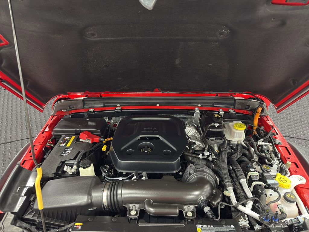 Used 2025 Jeep Wrangler Willys image 19