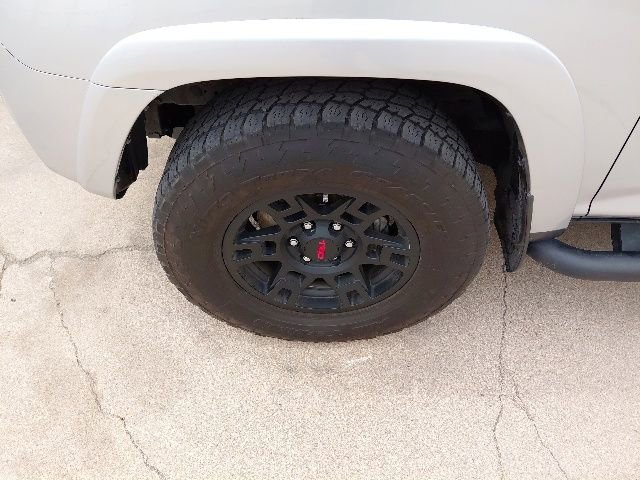 Used 2023 Toyota 4Runner SR5 Premium w/ Moonroof Package AWD/4WD image 34