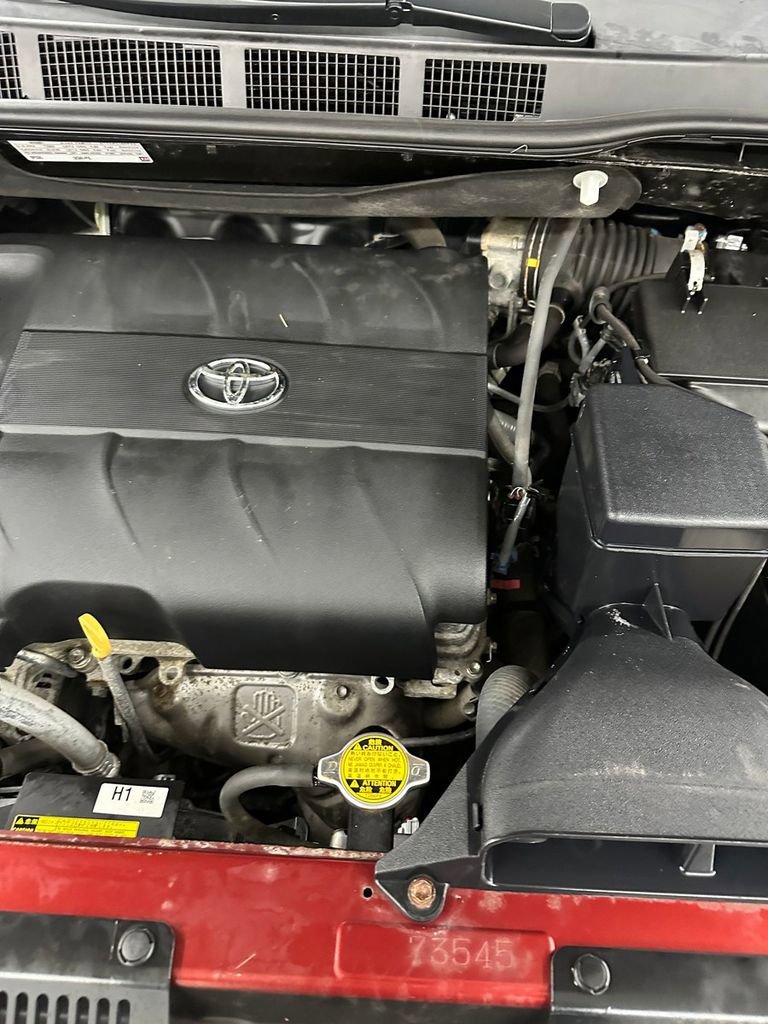 Used 2016 Toyota Sienna XLE w/ Outdoor Package image 7