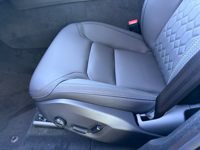 New 2027 Volvo XC60 B5 Plus AWD/4WD image 15