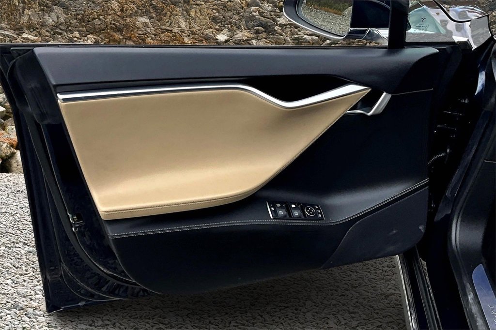 Used 2015 Tesla Model S P85D image 20