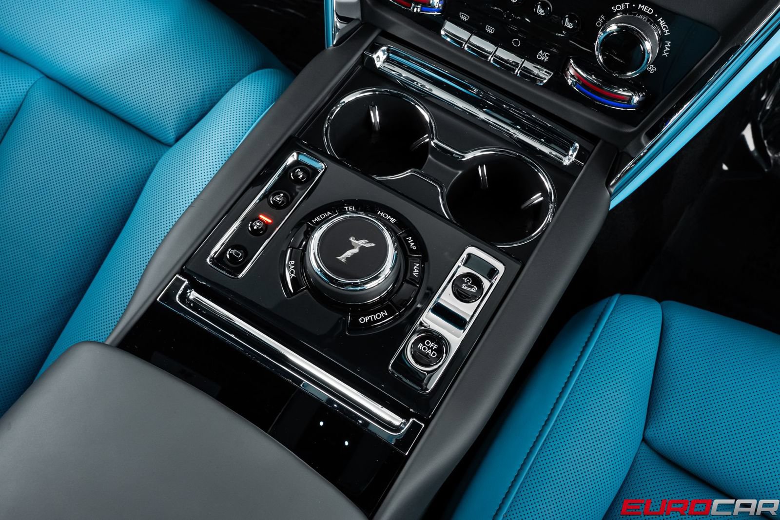 Used 2026 Rolls-Royce Cullinan AWD/4WD image 45