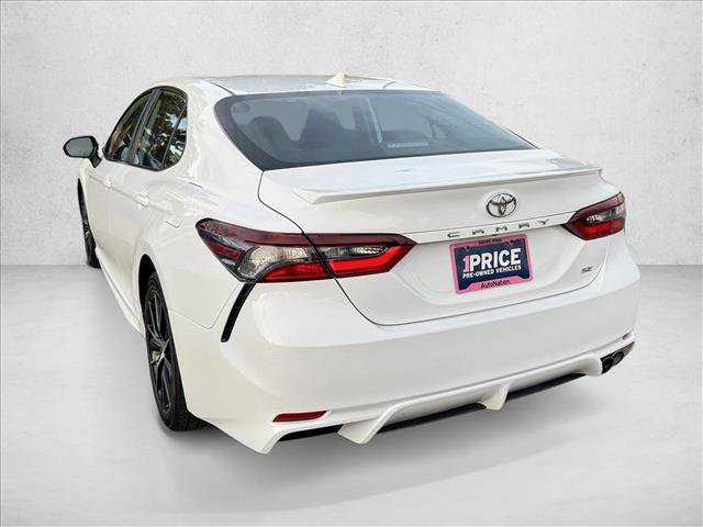 Used 2024 Toyota Camry SE image 5