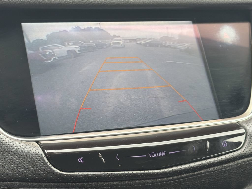 Used 2017 Cadillac XT5 Luxury w/ Driver Awareness Package FWD image 29