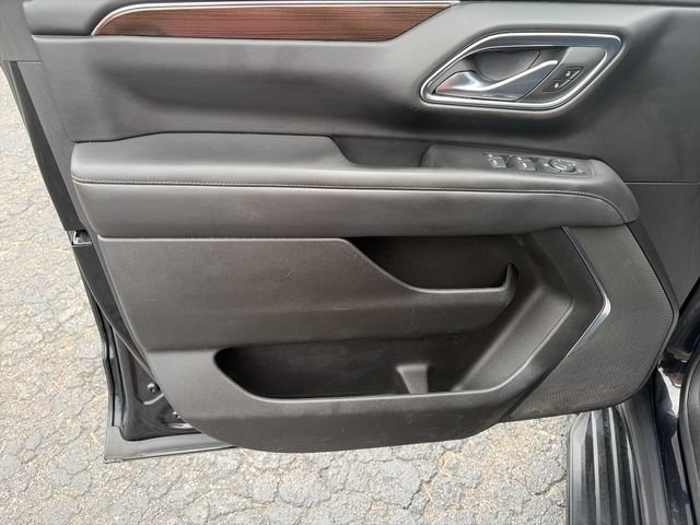 Used 2023 GMC Yukon SLE AWD/4WD image 10