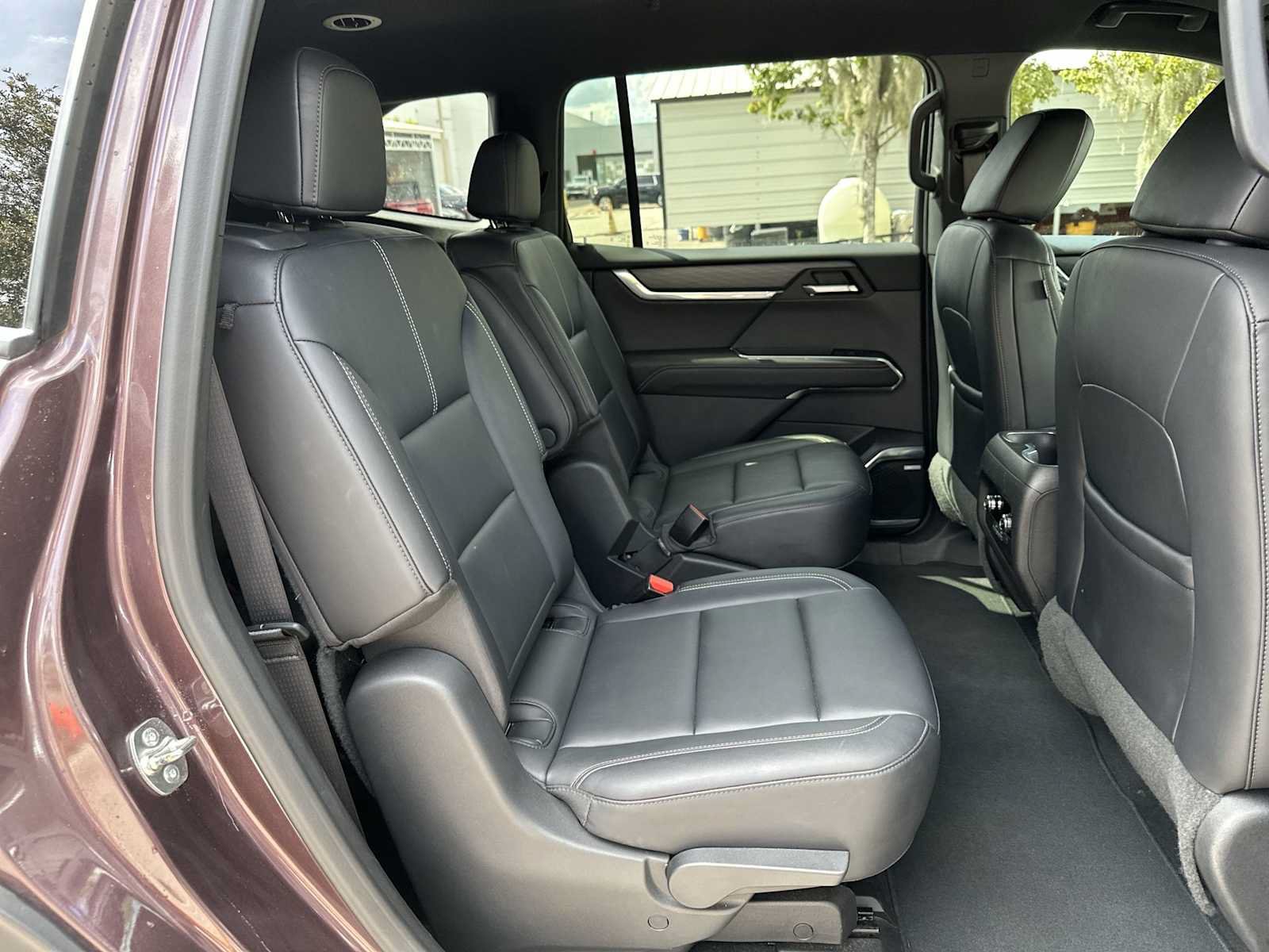 Certified 2024 GMC Acadia Elevation AWD/4WD image 18