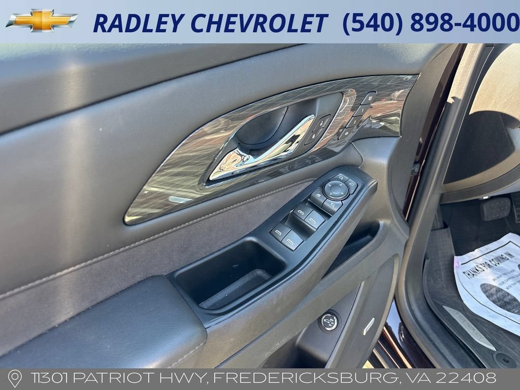 Used 2023 Chevrolet Traverse High Country w/ LPO, Cargo Package AWD/4WD image 5