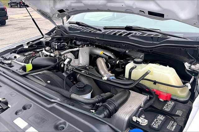 Used 2022 Ford F350 Platinum AWD/4WD image 32