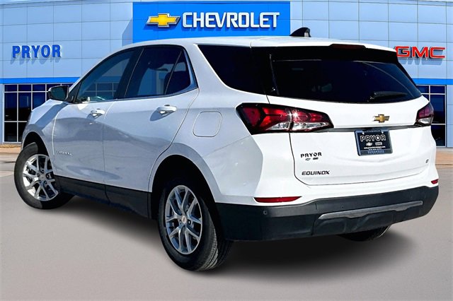 Used 2024 Chevrolet Equinox LT w/ LPO, Floor Liner Package image 4