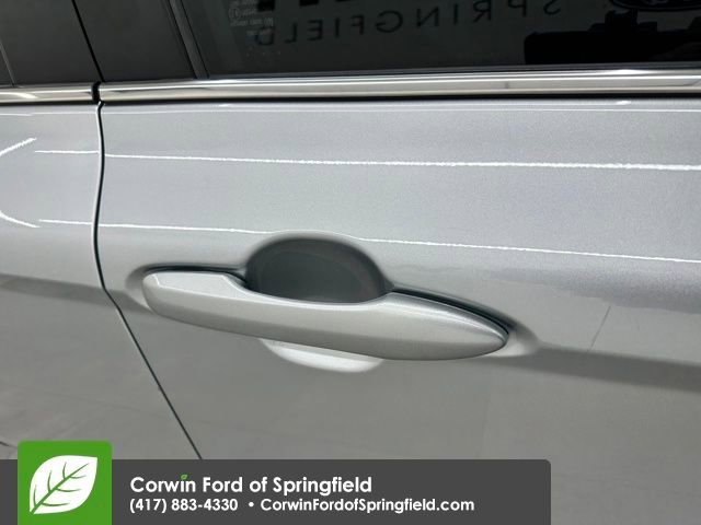 Used 2022 Toyota Camry LE image 8