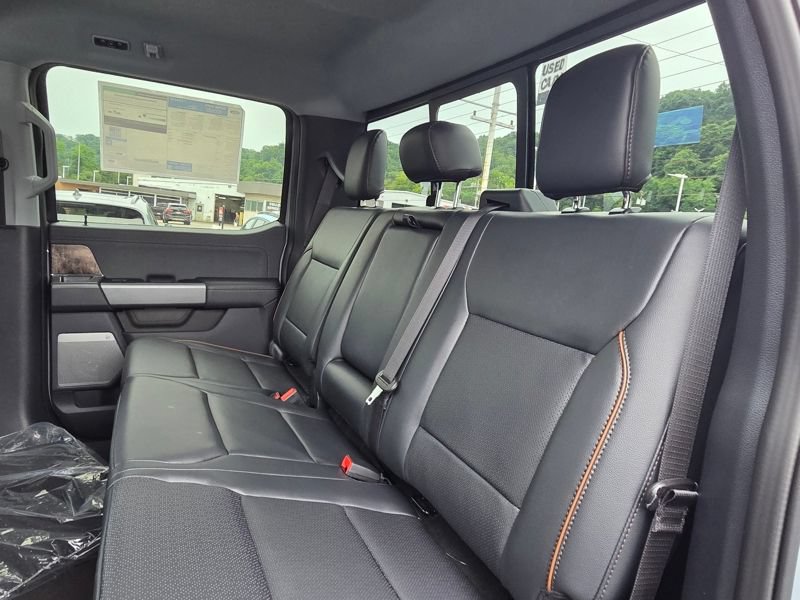 New 2026 Ford F250 Lariat w/ Black Appearance Package AWD/4WD image 26