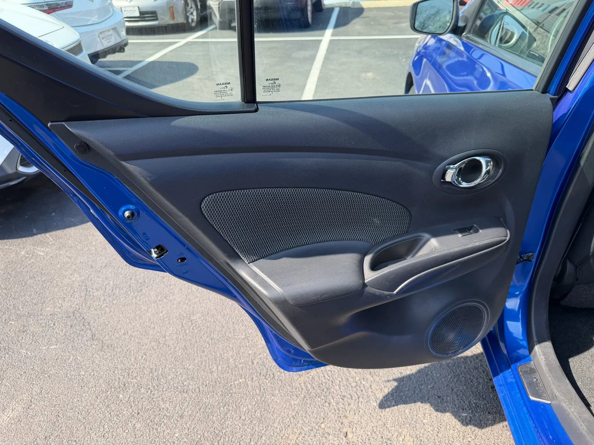 Used 2015 Nissan Versa SV image 14