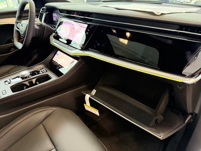 New 2025 Jeep Wagoneer S Launch Edition AWD/4WD image 36