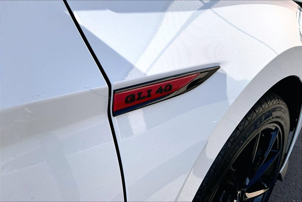 Used 2024 Volkswagen Jetta GLI 40th Anniversary Edition FWD image 11