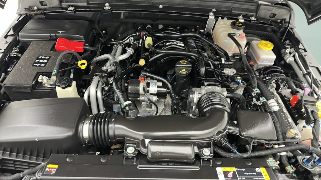 Used 2023 Jeep Wrangler Unlimited Sport AWD/4WD image 19