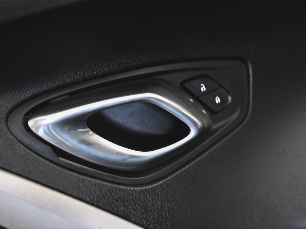 Used 2020 Chevrolet Camaro LT w/ 1LE Track Performance Package image 8