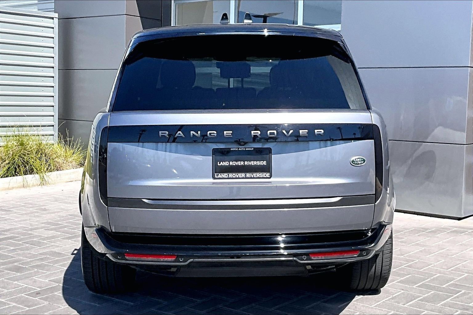 Used 2023 Land Rover Range Rover SE image 4