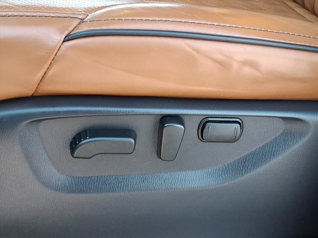 Used 2023 INFINITI QX80 Sensory w/ All-Season Package image 13