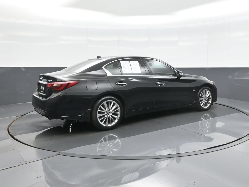 Used 2018 INFINITI Q50 Luxe w/ Essential Package (3.0T Luxe) AWD/4WD image 7