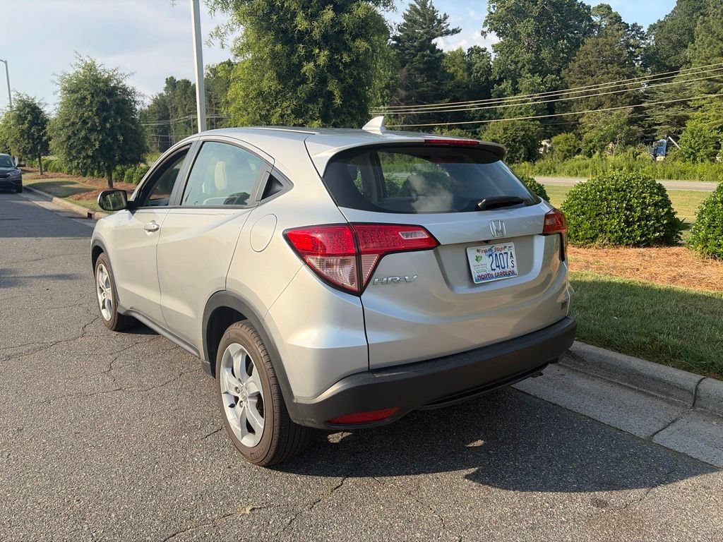 Used 2016 Honda HR-V LX image 6