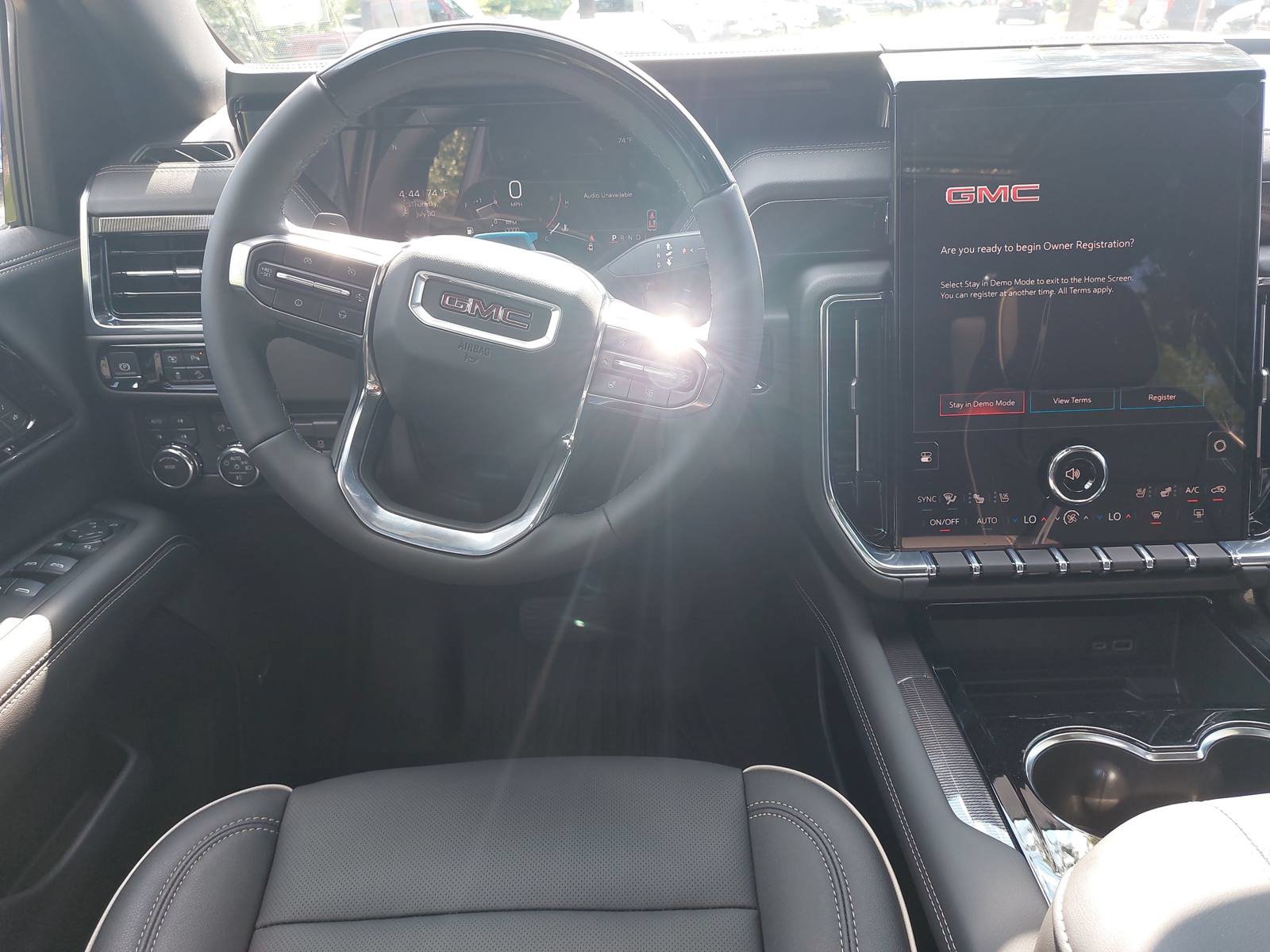 New 2026 GMC Yukon XL Elevation w/ Elevation Premium Package AWD/4WD image 17