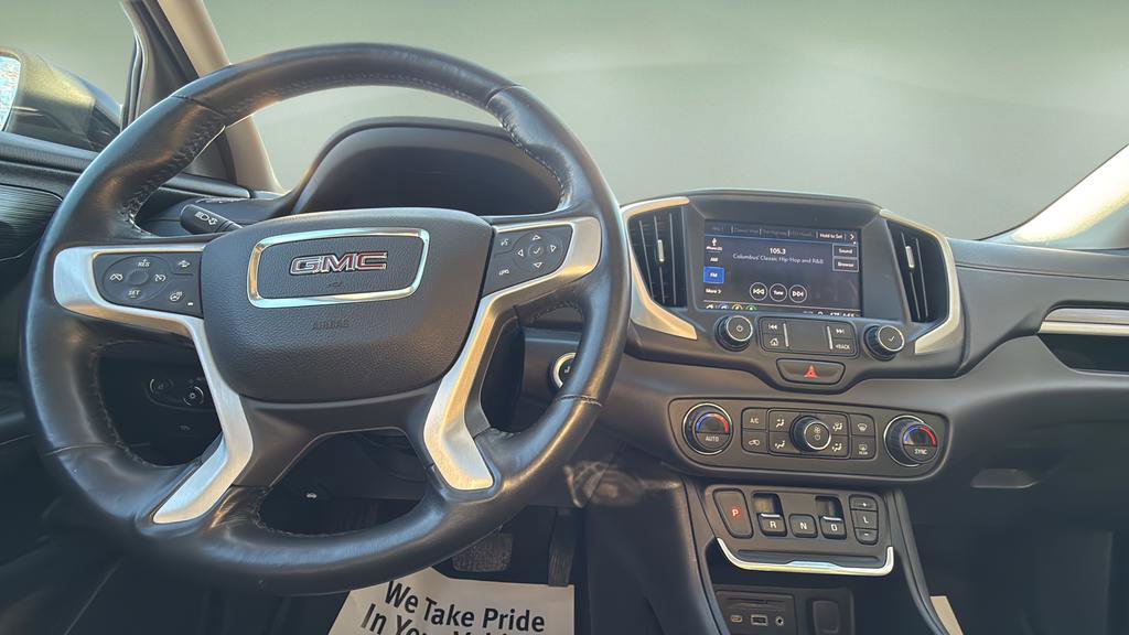 Used 2021 GMC Terrain SLT w/ Elevation Edition image 17