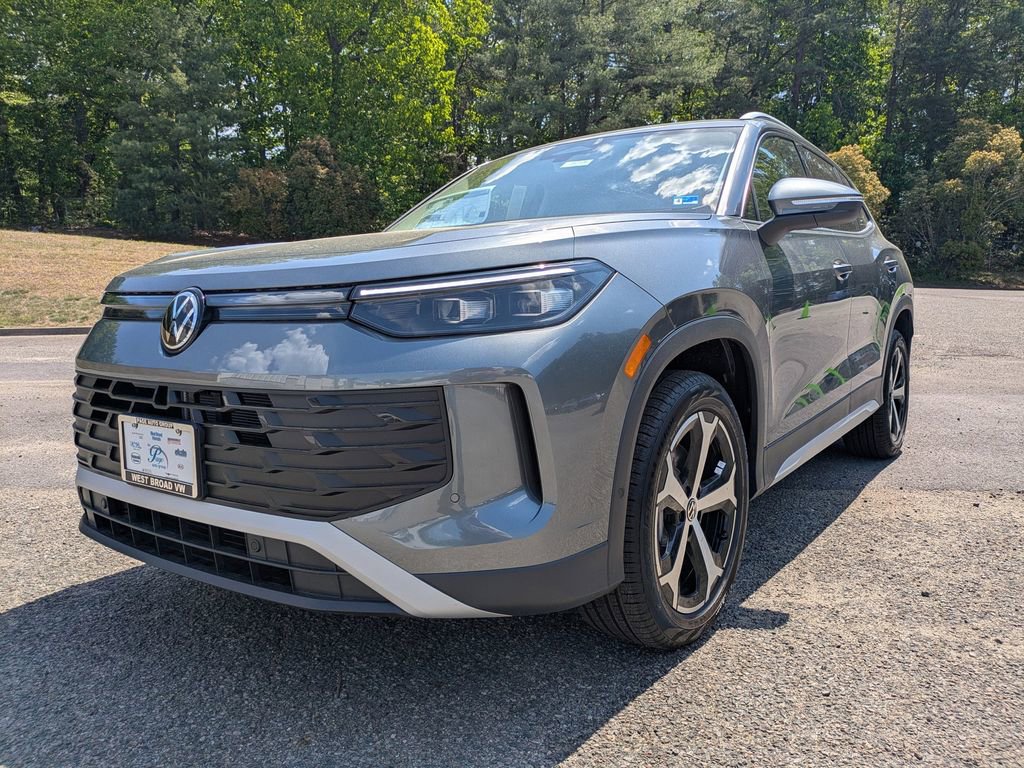 New 2026 Volkswagen Tiguan SE AWD/4WD image 8