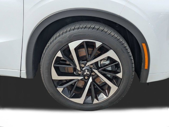 Used 2024 Mitsubishi Outlander SEL FWD image 11
