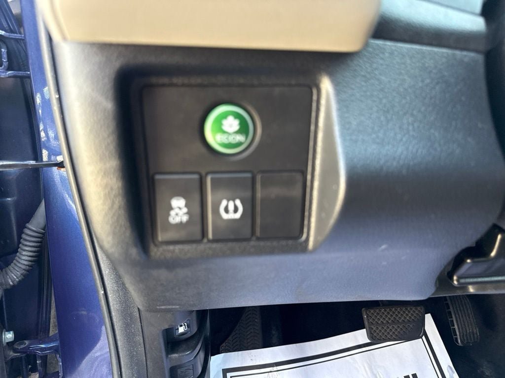 Used 2016 Honda HR-V LX image 14