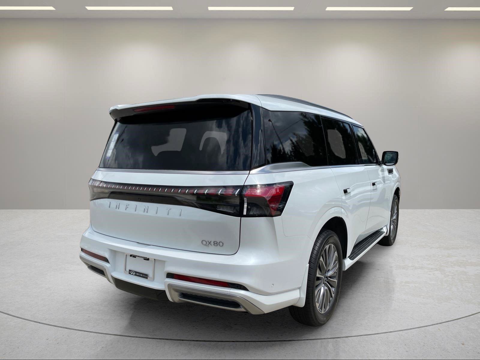 New 2026 INFINITI QX80 Luxe w/ Cargo Package RWD image 5