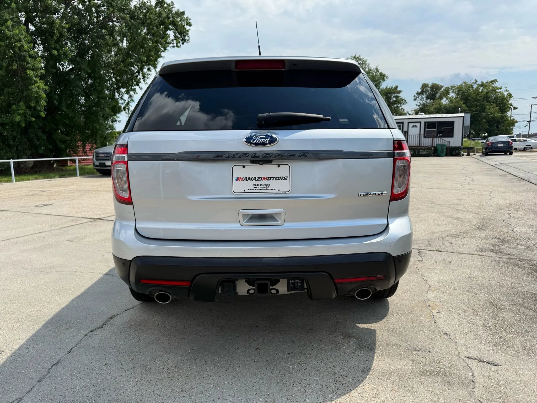 Used 2015 Ford Explorer XLT w/ Equipment Group 202A image 6