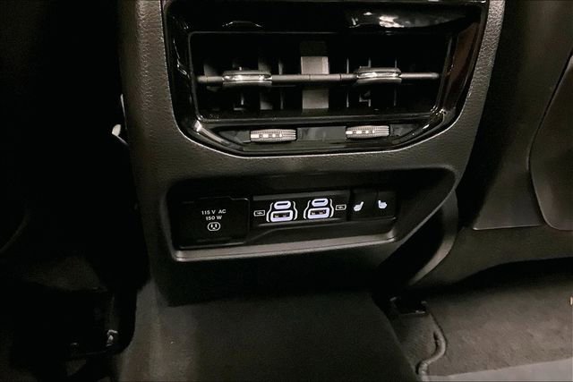 Used 2024 Jeep Grand Cherokee Limited w/ Trailer Tow Package image 32