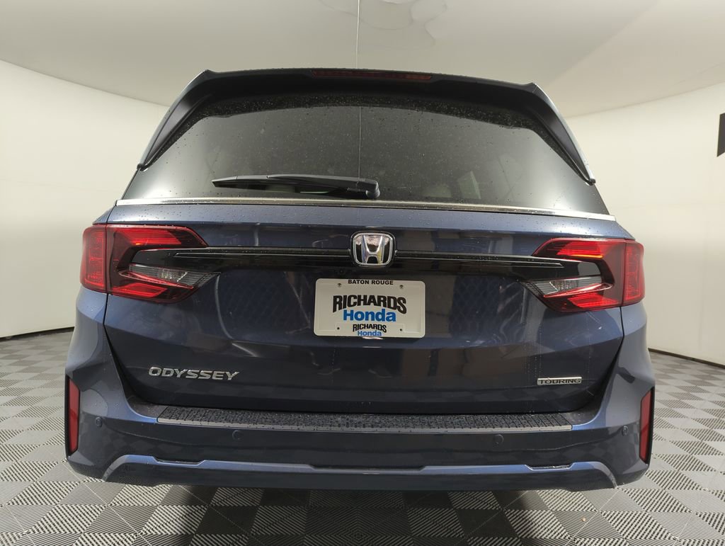 New 2026 Honda Odyssey Touring image 4