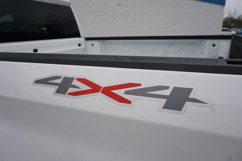 Used 2024 Chevrolet Silverado 1500 LT image 24