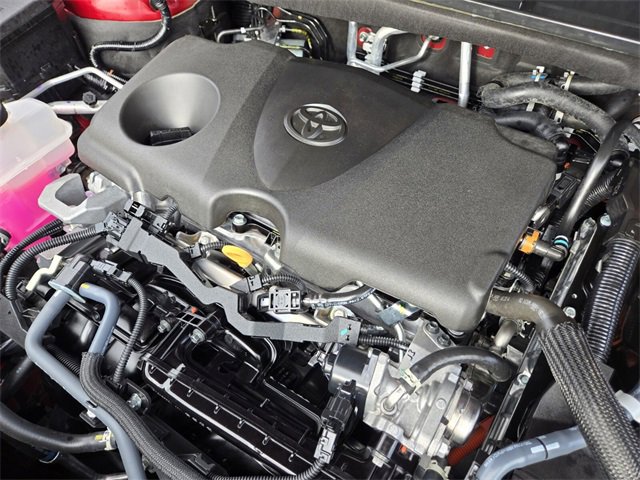 Certified 2024 Toyota Highlander XLE image 20